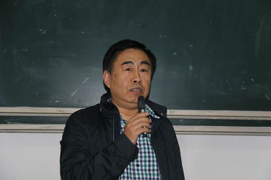 说明: C:\Users\CHXGB\Desktop\新建文件夹 (2)\20190411中国航发基团陶瓷基复合材料首席技术专家杨坚应邀为快猫
师生作学术报告\xcb\IMG_9435.JPG